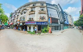Hotel Silver Arc - Near Karol Bagh Metro Station